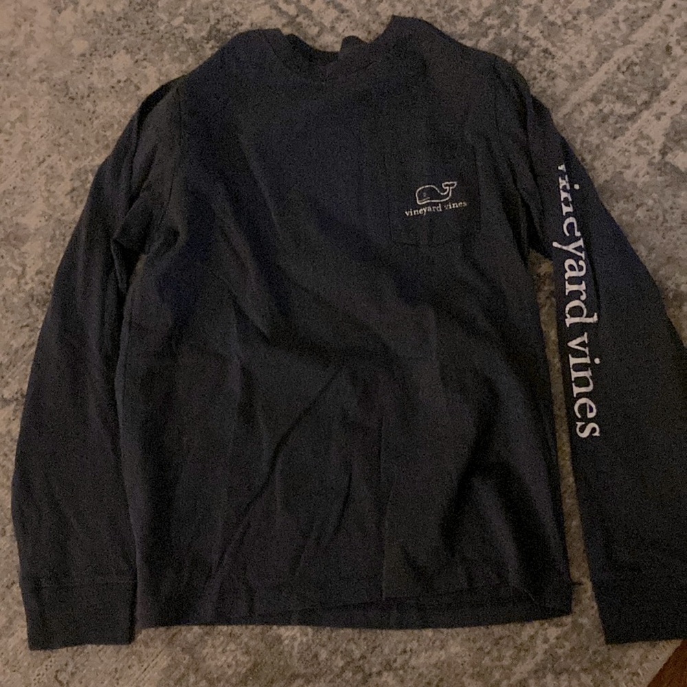 Vineyard Vines long sleeve tee, size S, navy blue